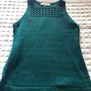 Ann Taylor Loft green sleeveless sweater top